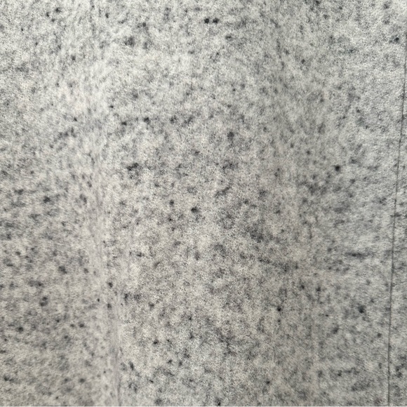 Club Monaco gray wool vest. Size M - Picture 6 of 6